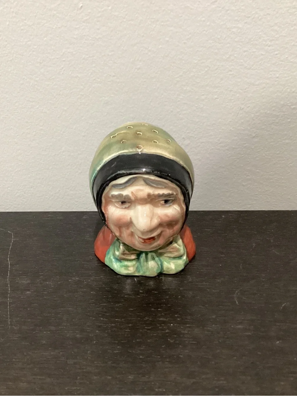 Vtg. Ceramic Sai Rey Gamp featuring the Charles Dickens character pepper shaker